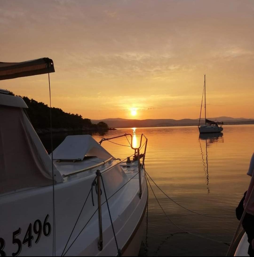 Kuca Za Odmor Eni **** Šibenik Exterior foto